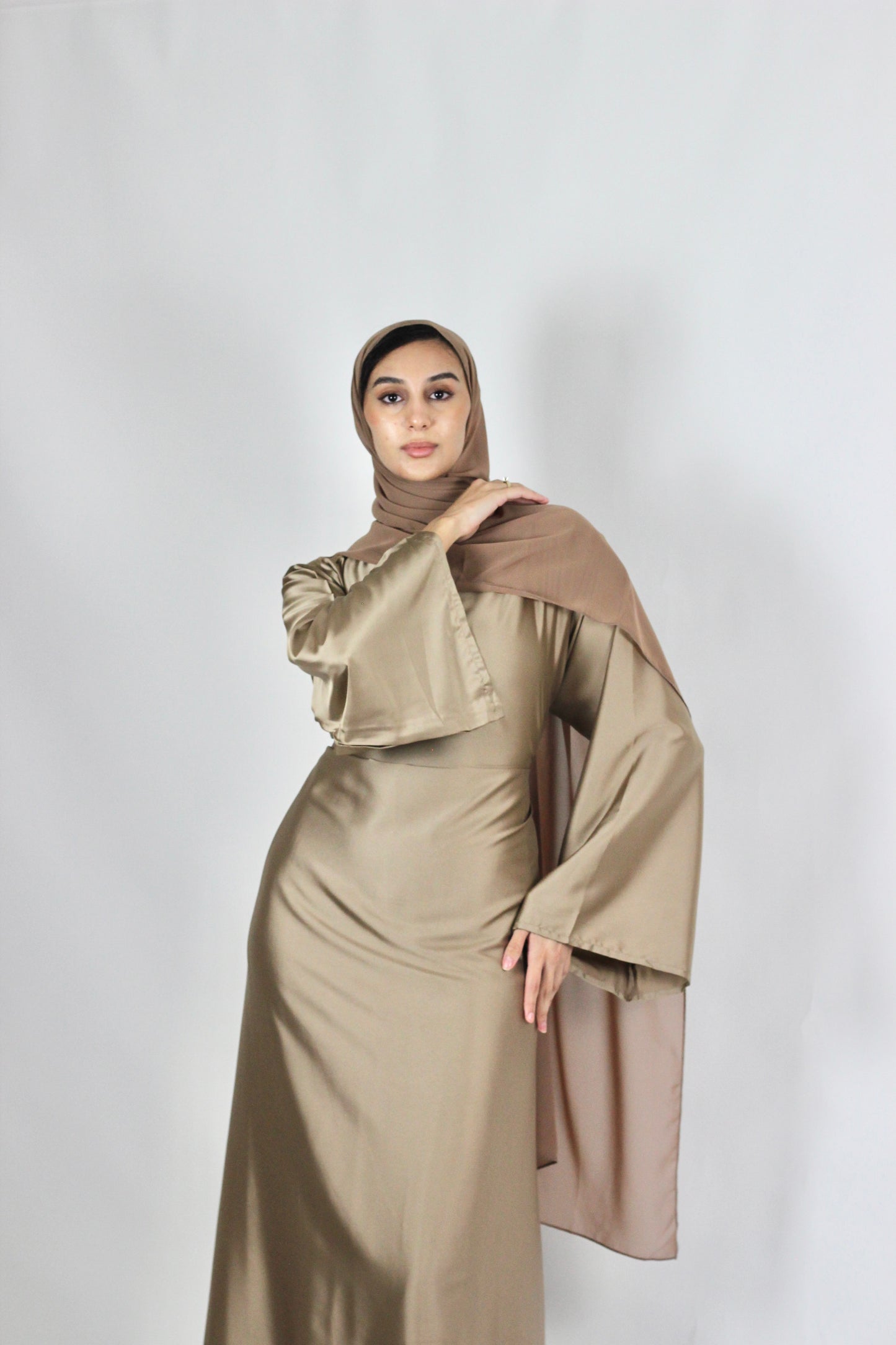 Ilara Set in Royal Moss