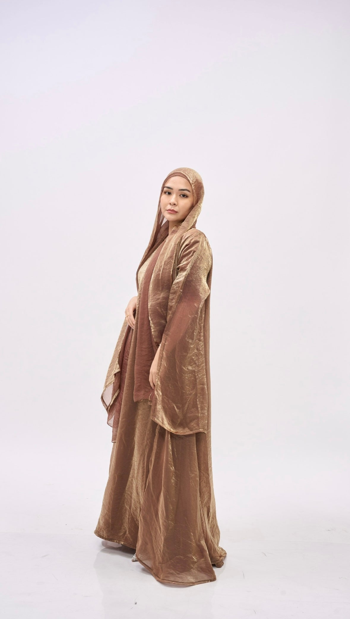 Zaria in Cinnamon
