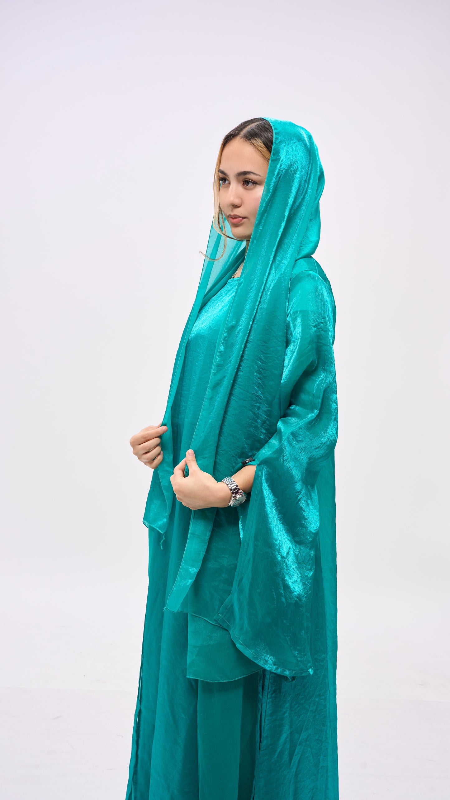 Zaria in Aqua - read description