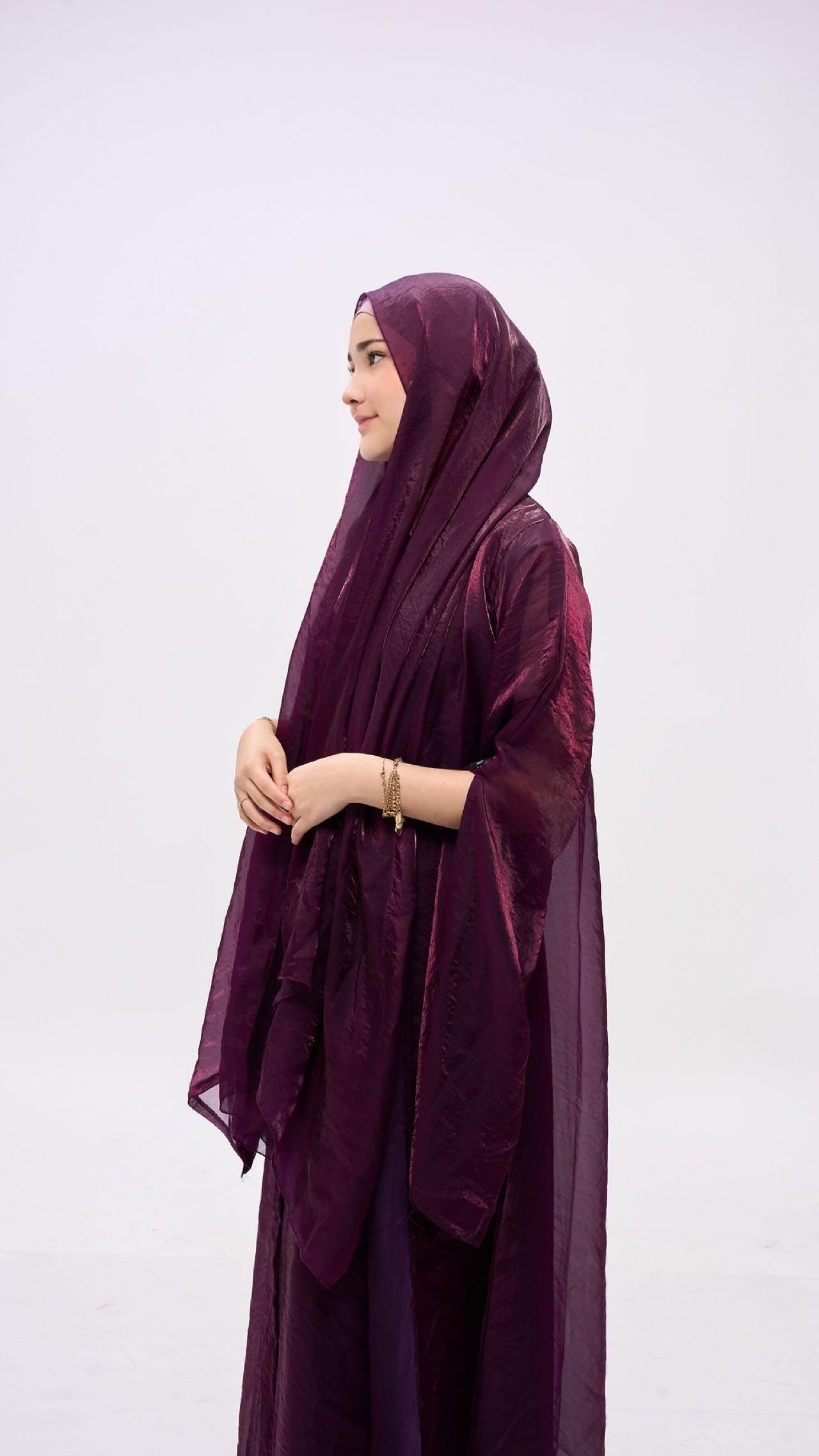 Zaria in Plum - read description