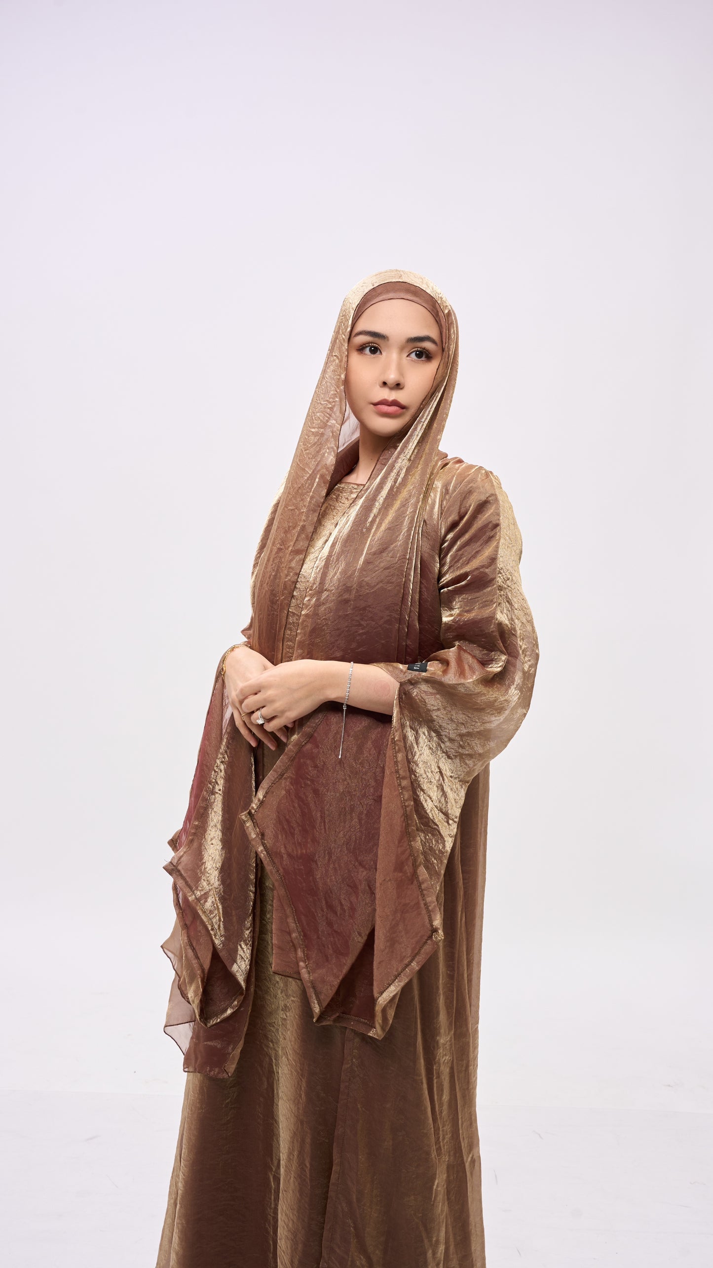 Zaria in Cinnamon