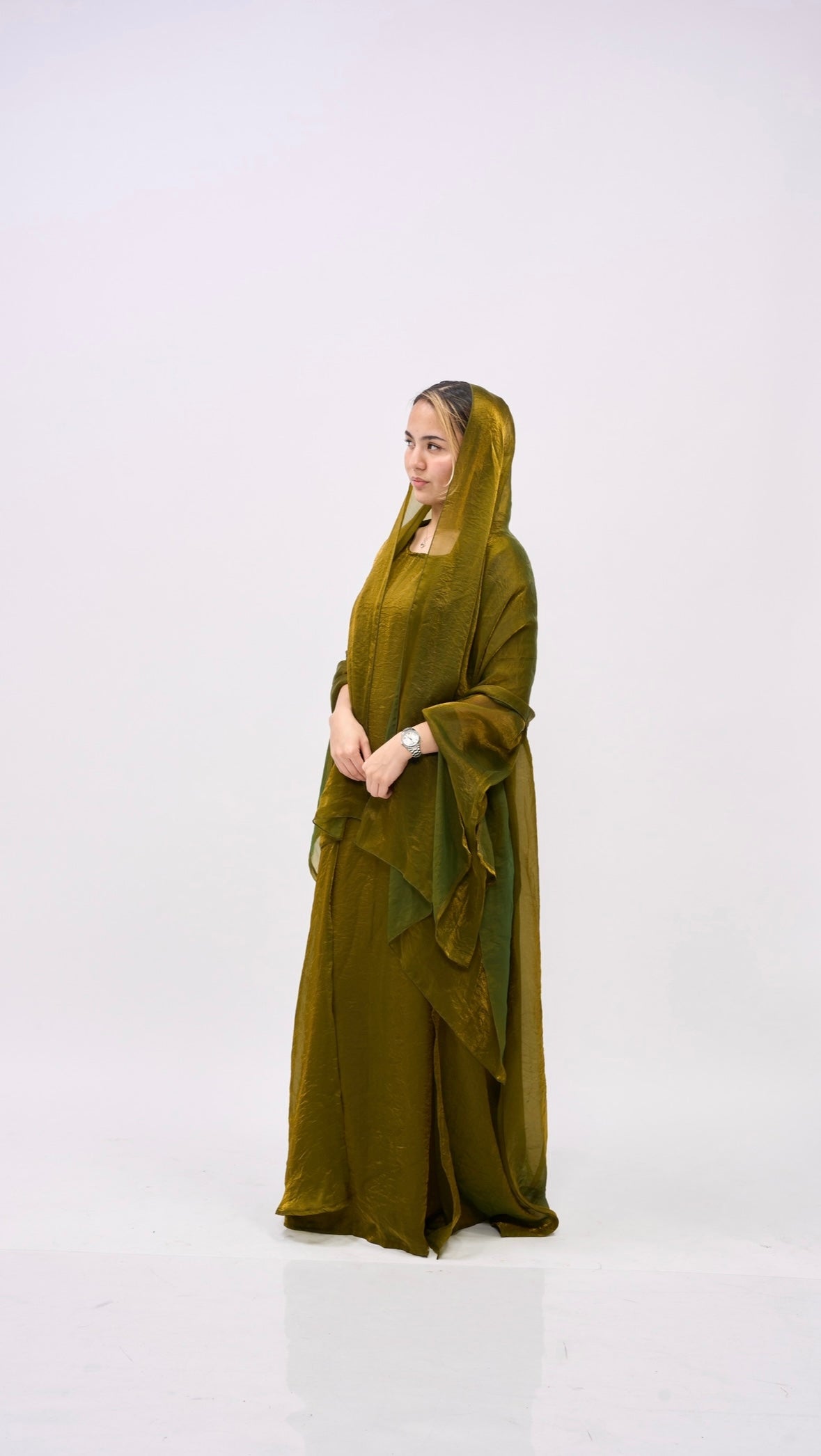 Zaria in Olive